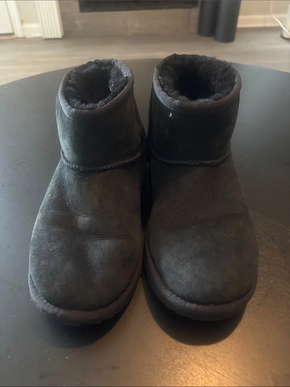 UGG Women Black Short Classic Fur-Lined Boots
